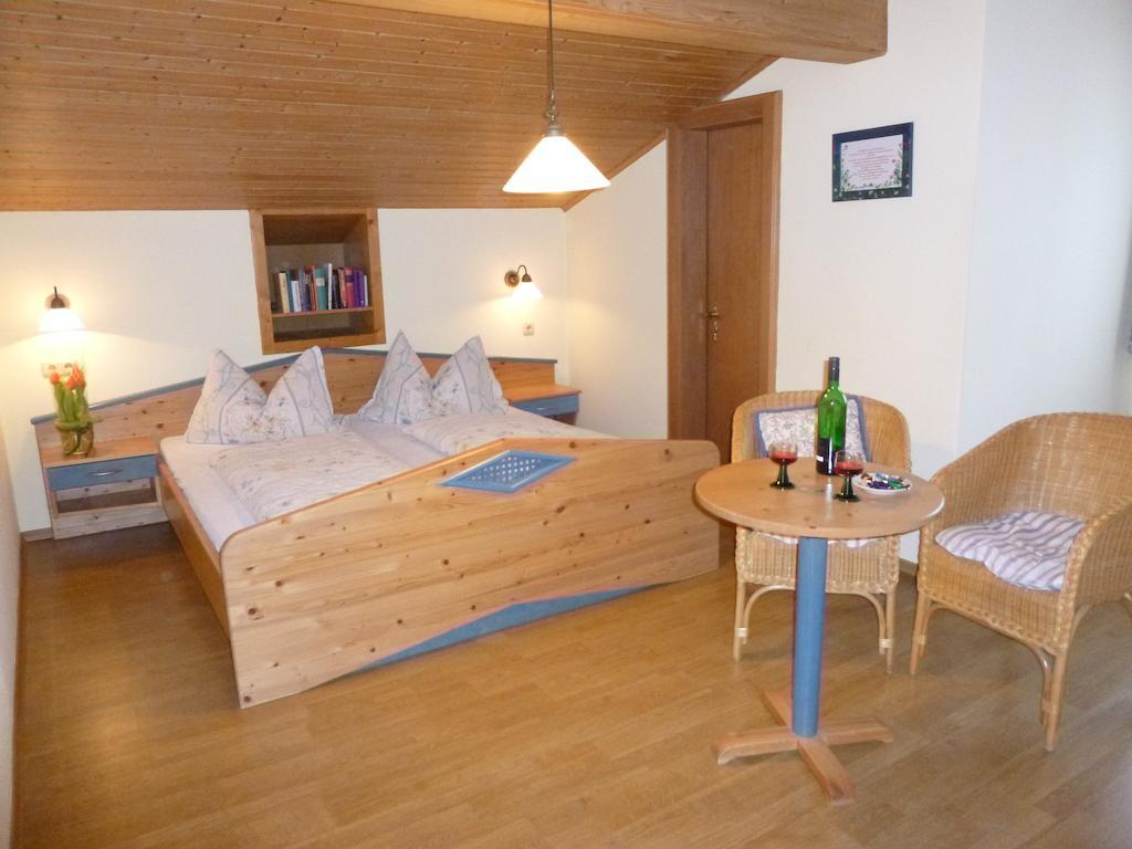 Gastehaus Fischer Hotel Eschlkam Phòng bức ảnh